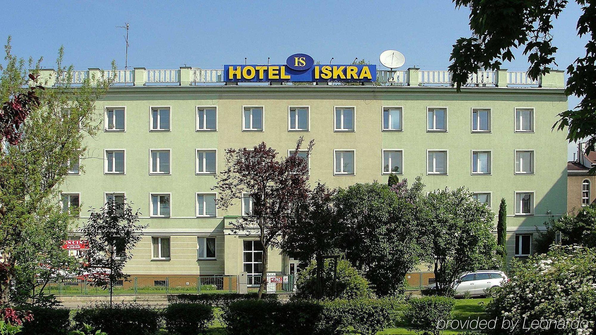 Iskra Hotel Radom Exterior photo
