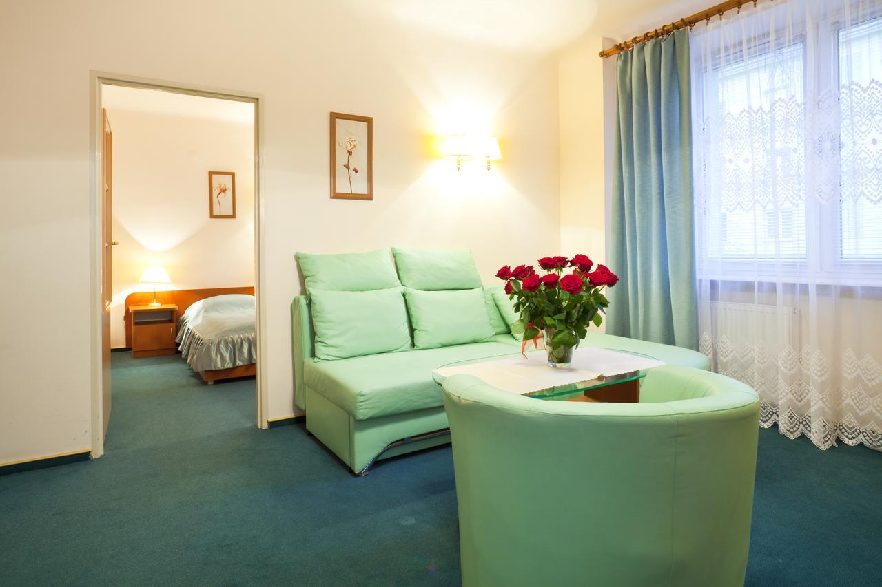 Iskra Hotel Radom Room photo