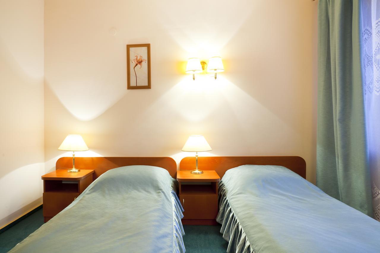 Iskra Hotel Radom Room photo
